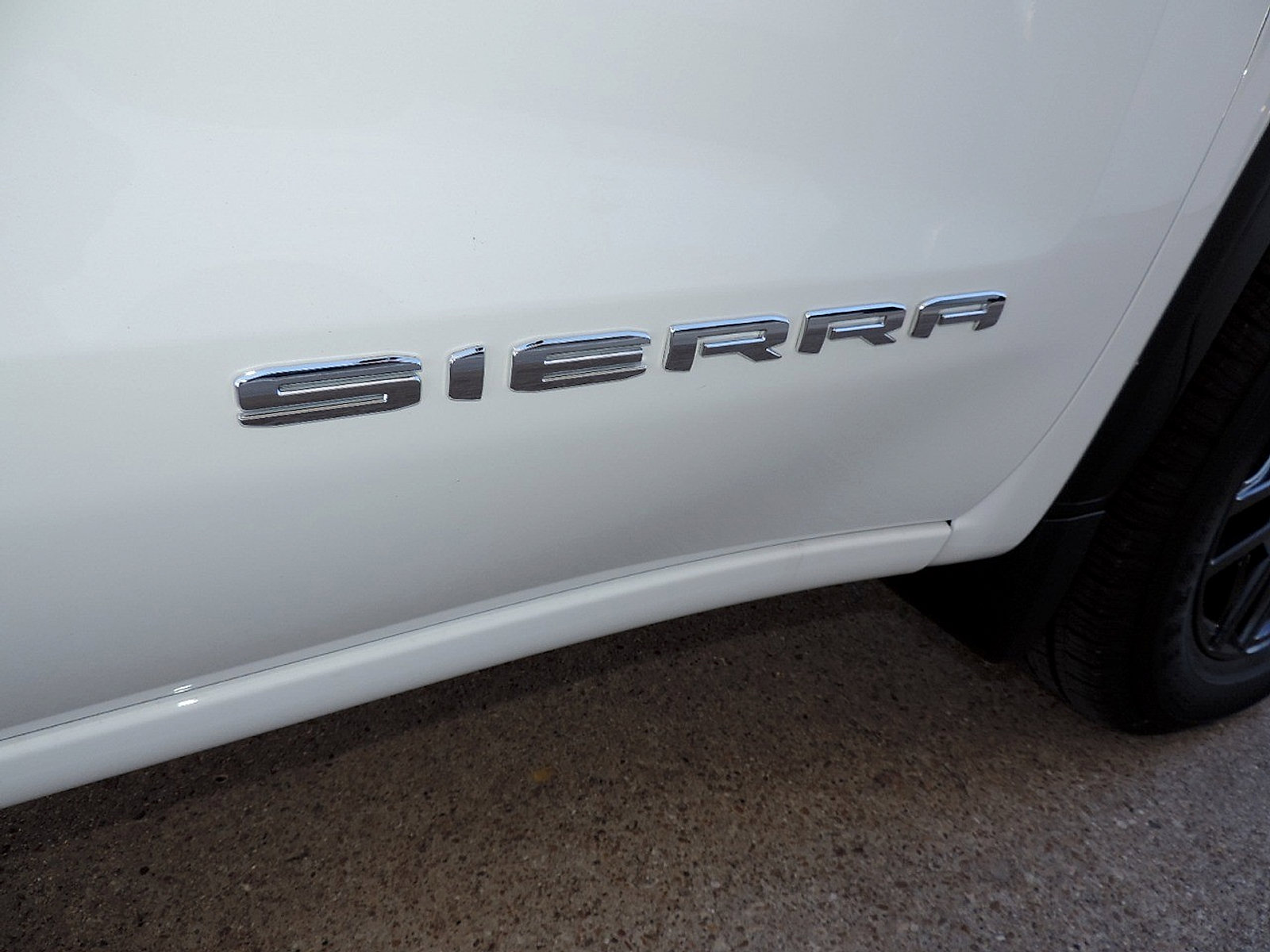 New 2026 GMC Sierra 1500 Pro w/ Graphite Edition image 14