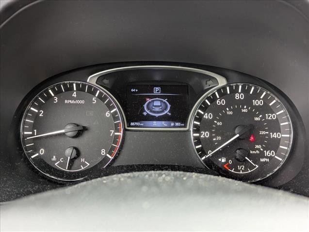 Used 2019 Nissan Pathfinder Platinum w/ Cargo Package image 9