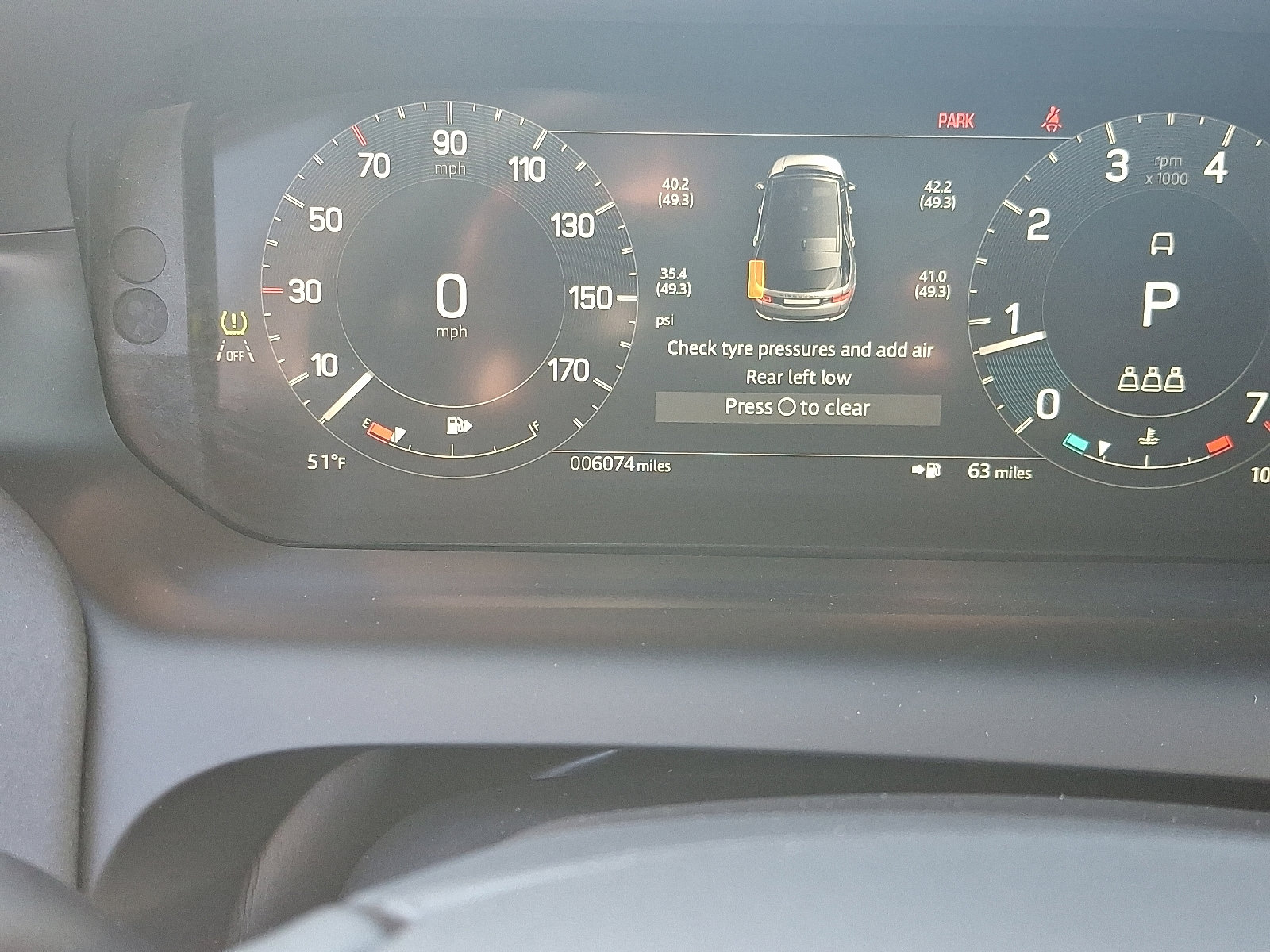 Used 2025 Land Rover Discovery Sport S image 20