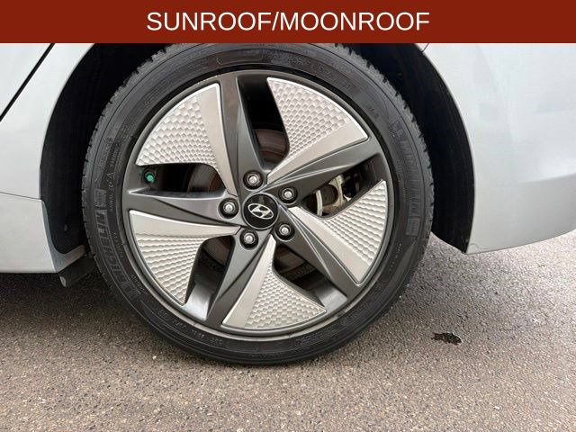 Used 2020 Hyundai Ioniq Limited FWD image 7