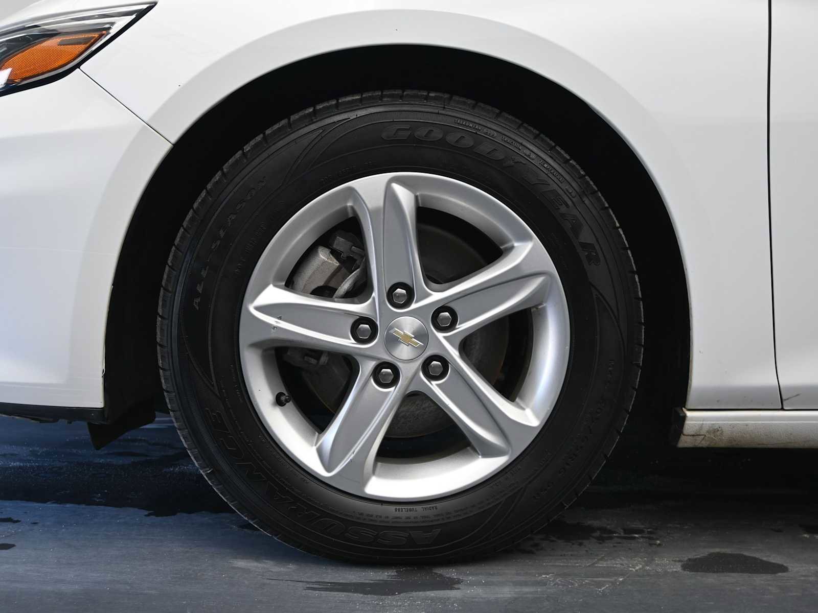 Used 2022 Chevrolet Malibu LS w/ Driver Confidence Package II image 10