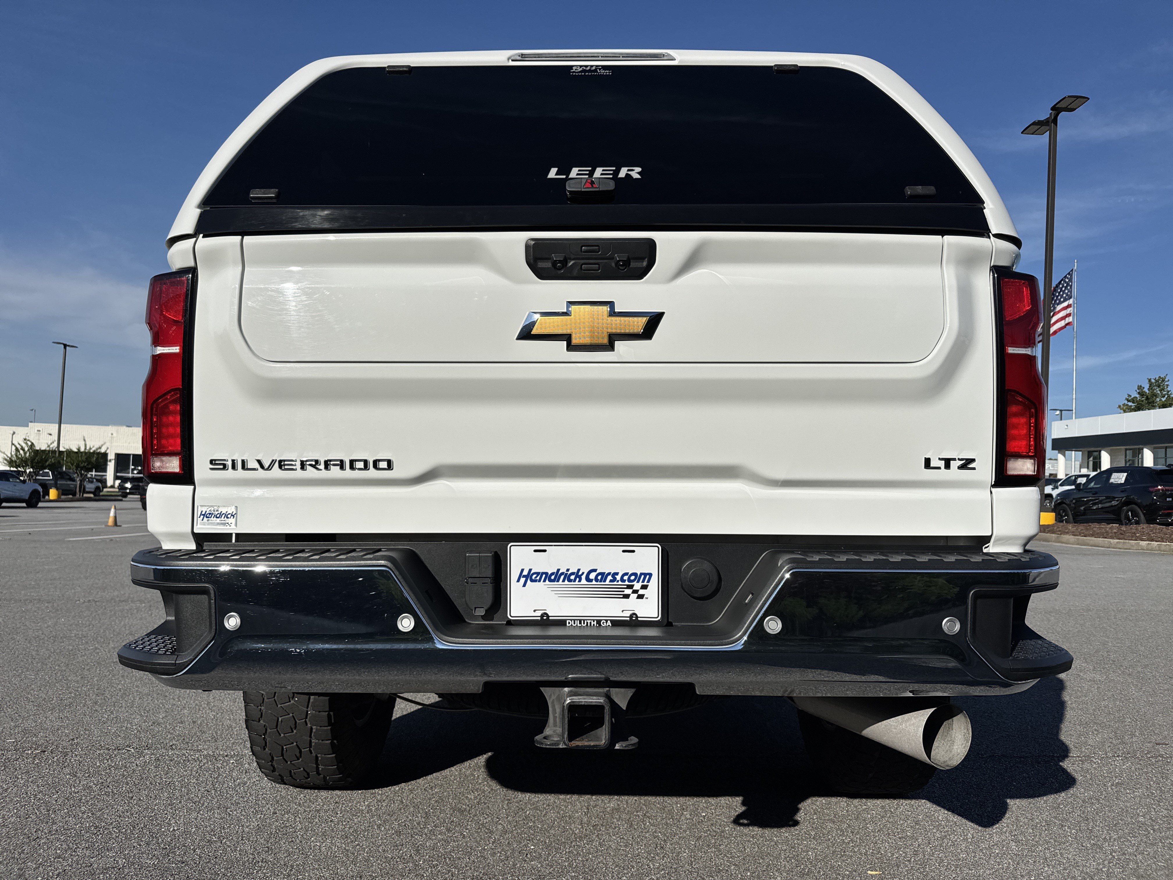 Used 2024 Chevrolet Silverado 2500 LTZ AWD/4WD image 9