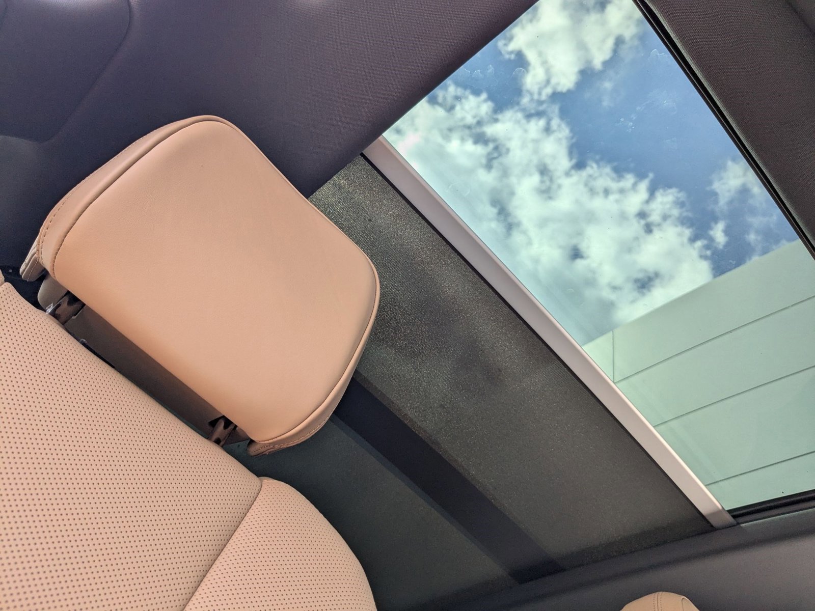 New 2026 Porsche Macan image 28