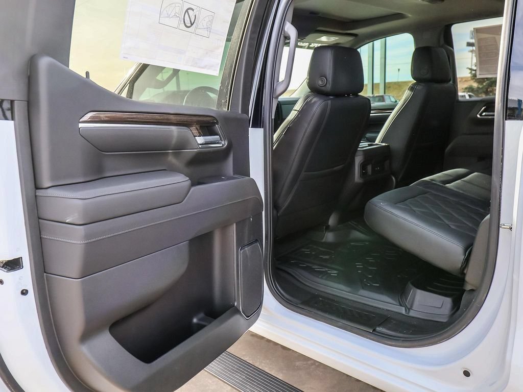 New 2026 Chevrolet Silverado 1500 RST AWD/4WD image 35