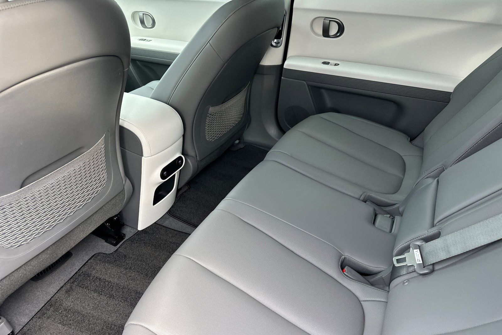 Used 2025 Hyundai Ioniq 5 SEL image 15