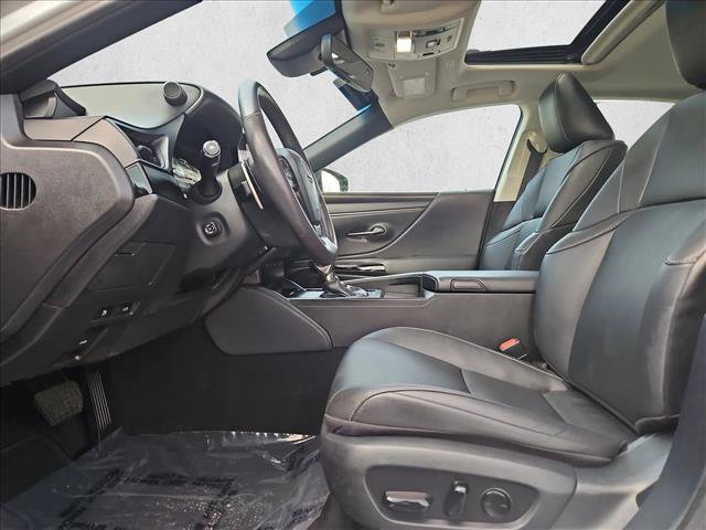 Used 2023 Lexus ES 250 w/ Premium Package AWD/4WD image 17