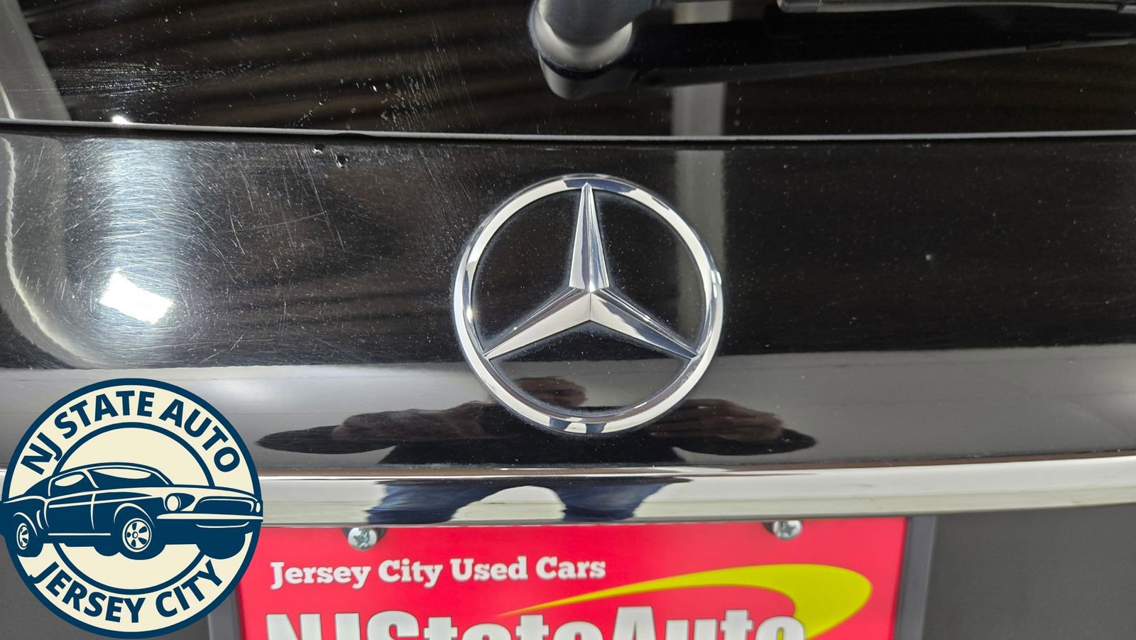 Used 2019 Mercedes-Benz GLC 300 4MATIC w/ Premium Package image 27