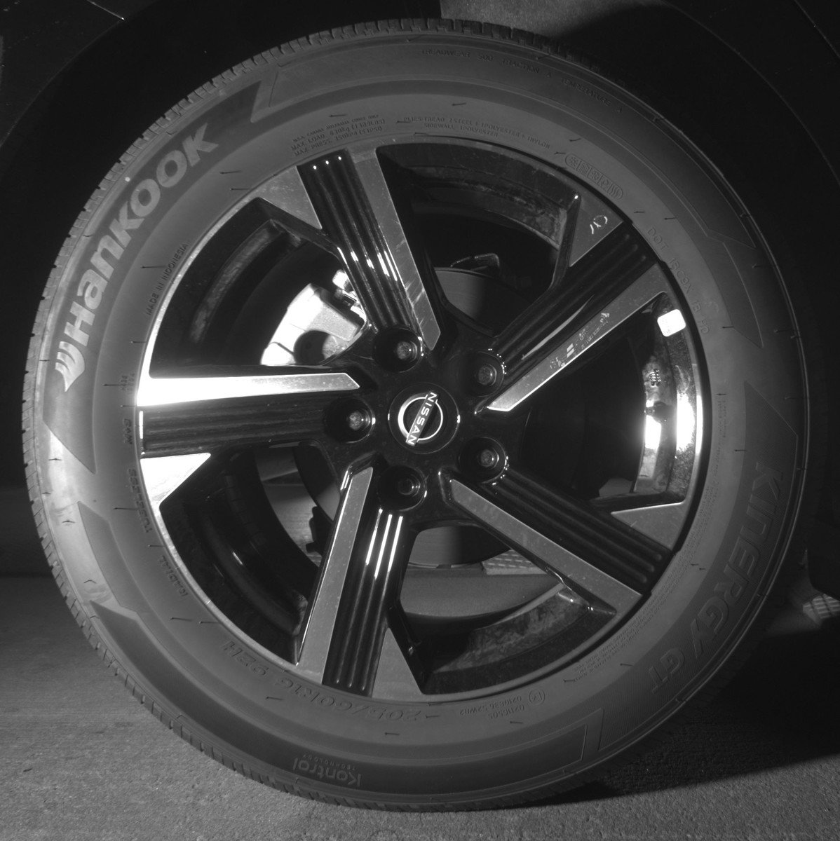 Used 2025 Nissan Sentra SV image 15