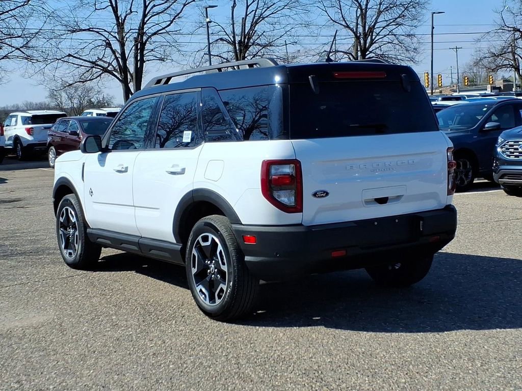 Certified 2024 Ford Bronco Sport Outer Banks image 3