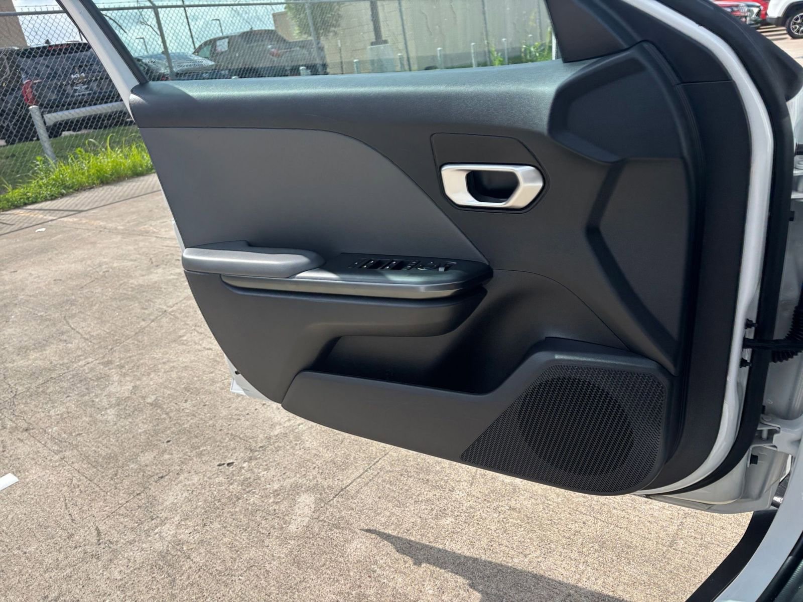 Used 2025 Kia K4 FWD image 18