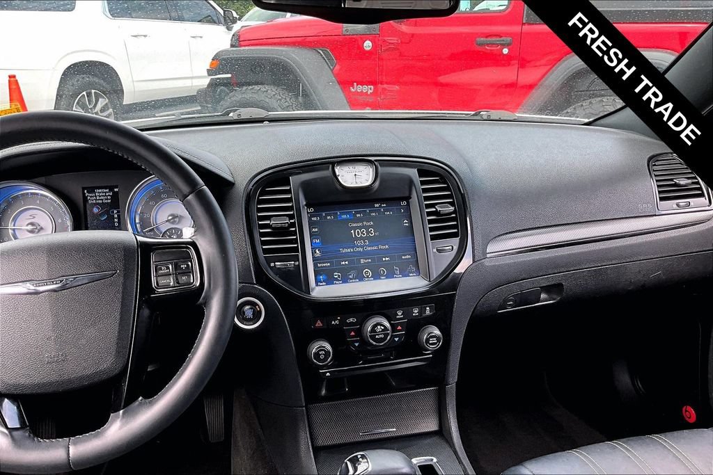 Used 2013 Chrysler 300 S RWD image 7