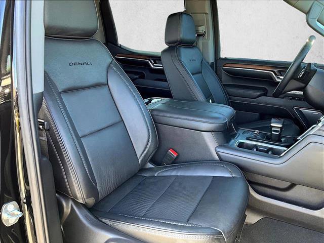 Used 2024 GMC Sierra 1500 Denali w/ Technology Package image 9