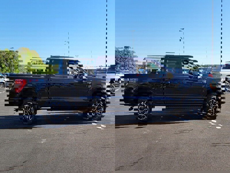 Used 2022 Ford F150 XLT w/ Equipment Group 301A Mid image 12