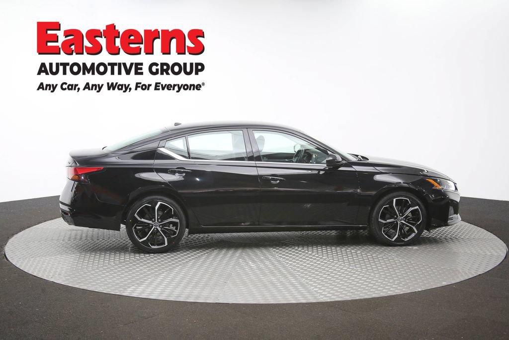 Used 2024 Nissan Altima 2.5 SR FWD image 44