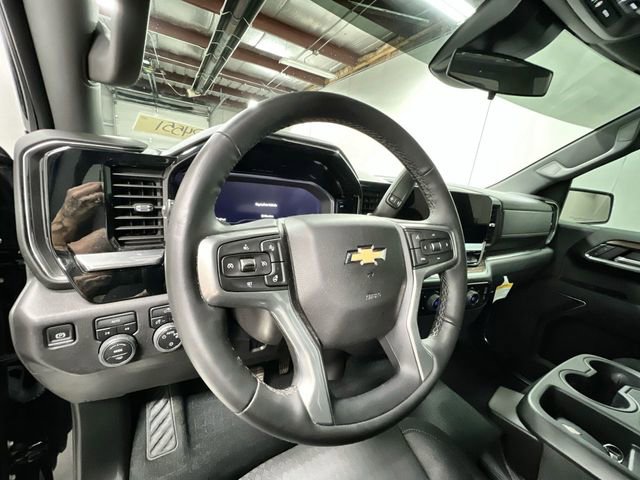 Certified 2024 Chevrolet Silverado 1500 LT AWD/4WD image 10