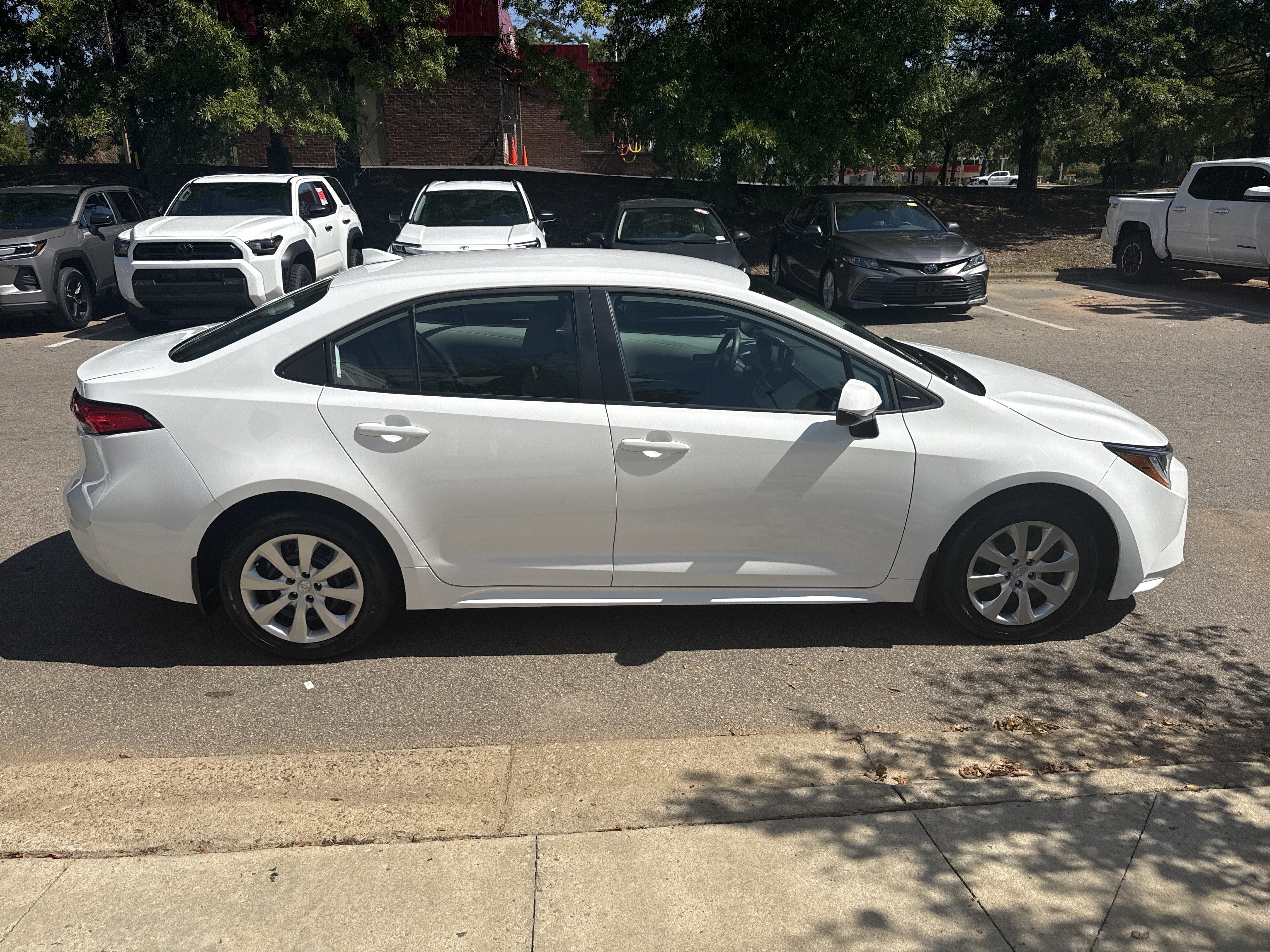 Used 2026 Toyota Corolla LE FWD image 16