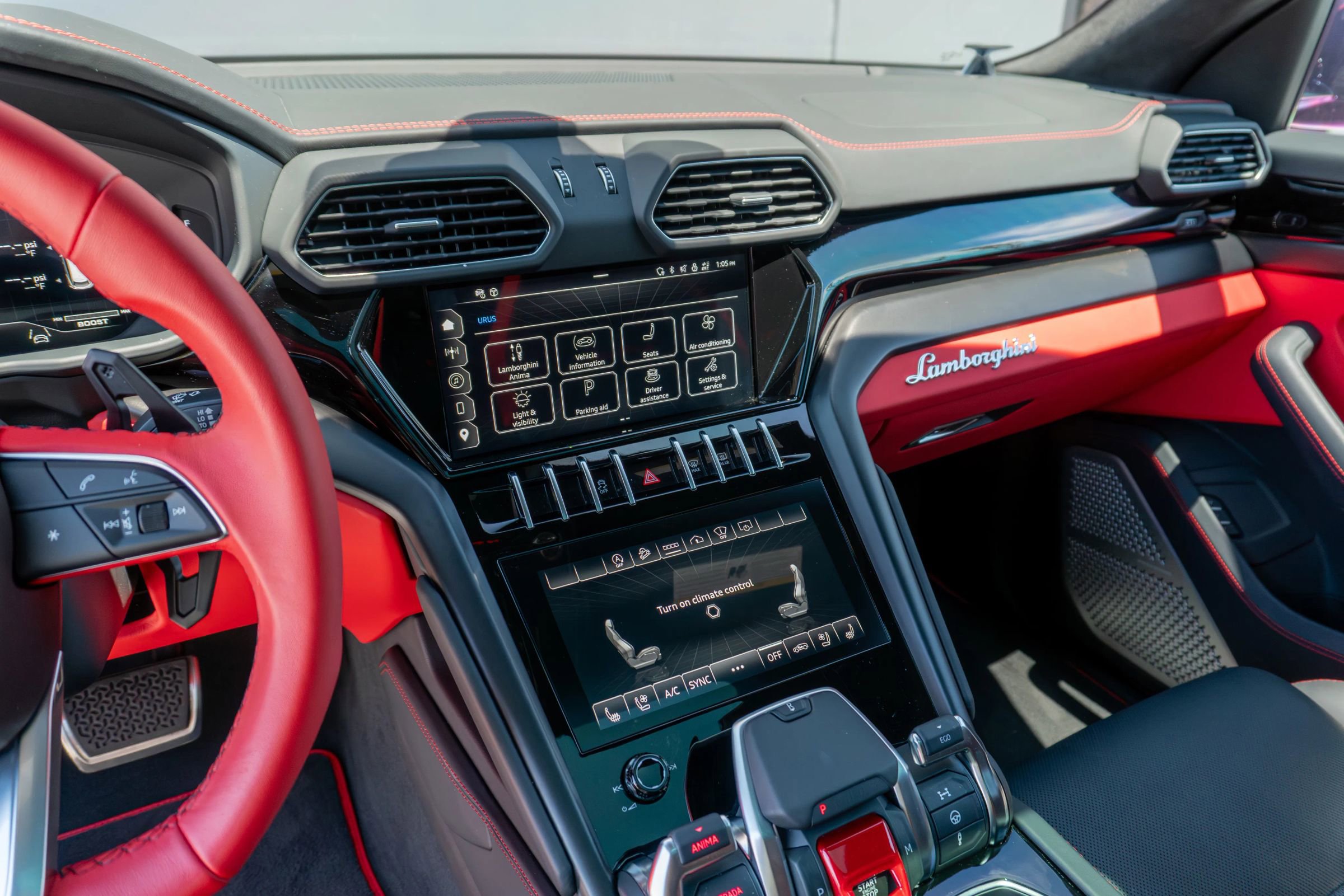 Used 2024 Lamborghini Urus S AWD/4WD image 16