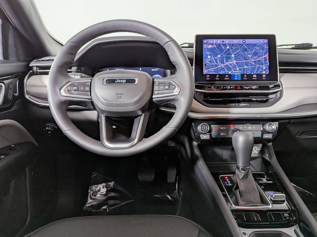Used 2023 Jeep Compass Limited w/ Elite Group AWD/4WD image 19