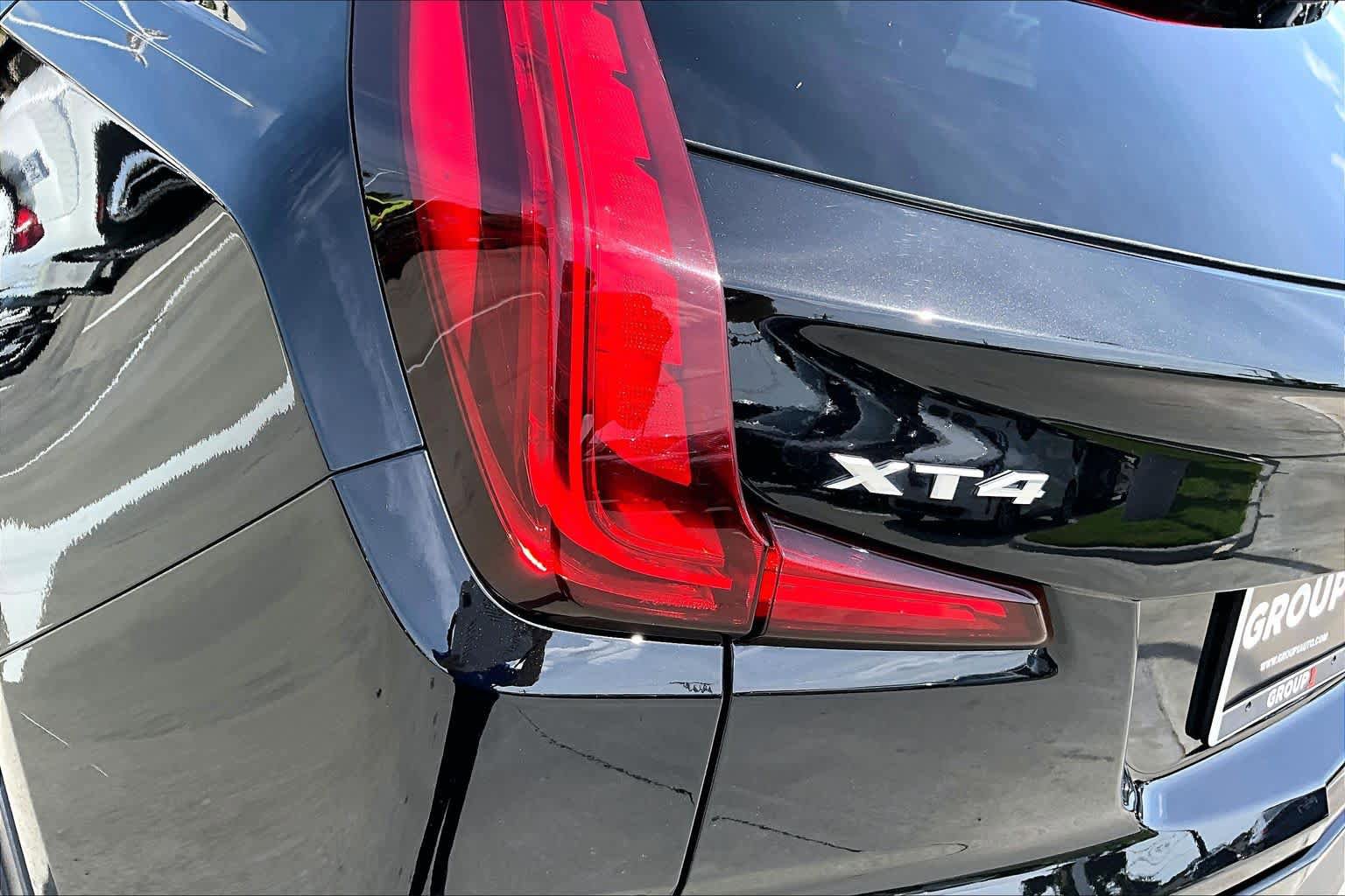 Used 2023 Cadillac XT4 Premium Luxury w/ Cold Weather Package FWD image 28