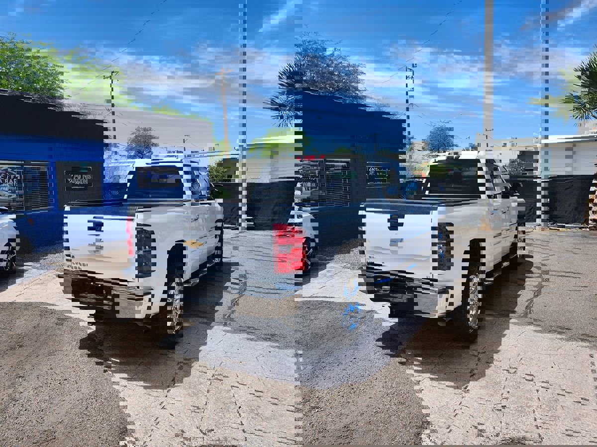 Used 2011 Chevrolet Silverado 1500 LT w/ Regional Value Package image 11