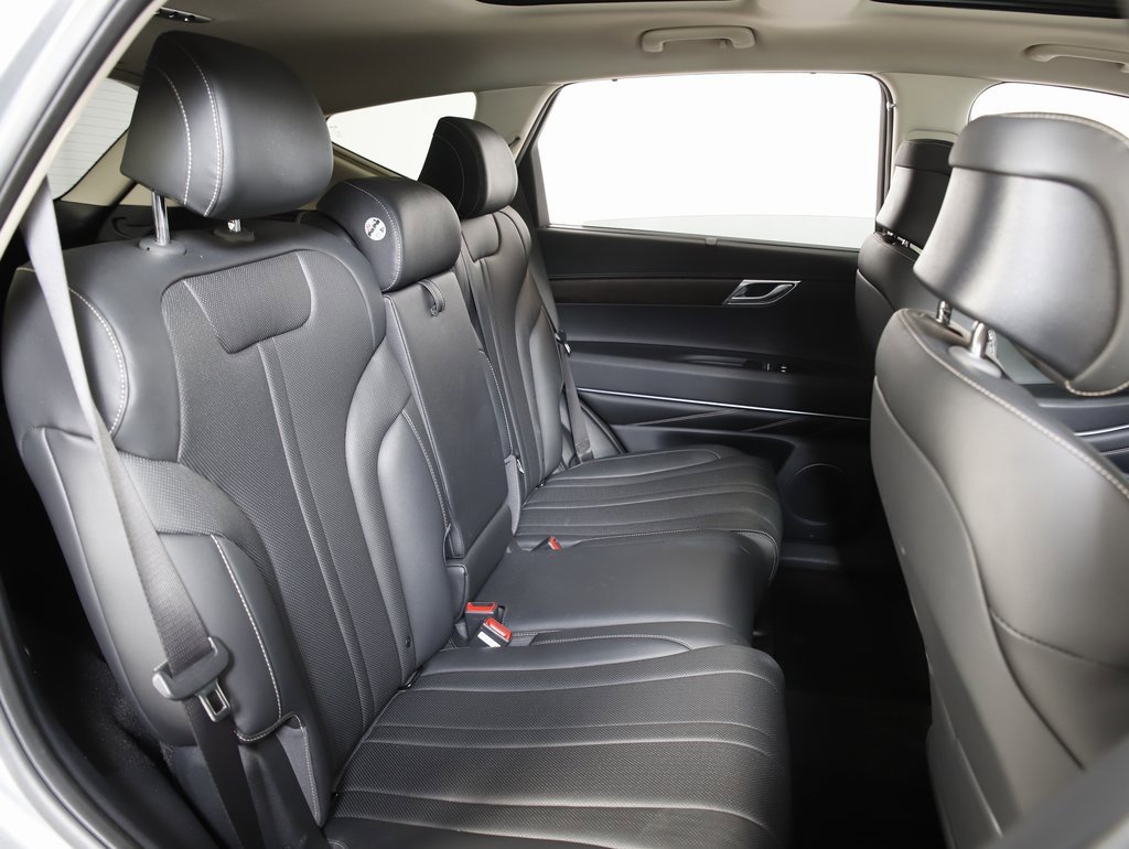 Used 2024 Genesis GV80 3.5T image 9