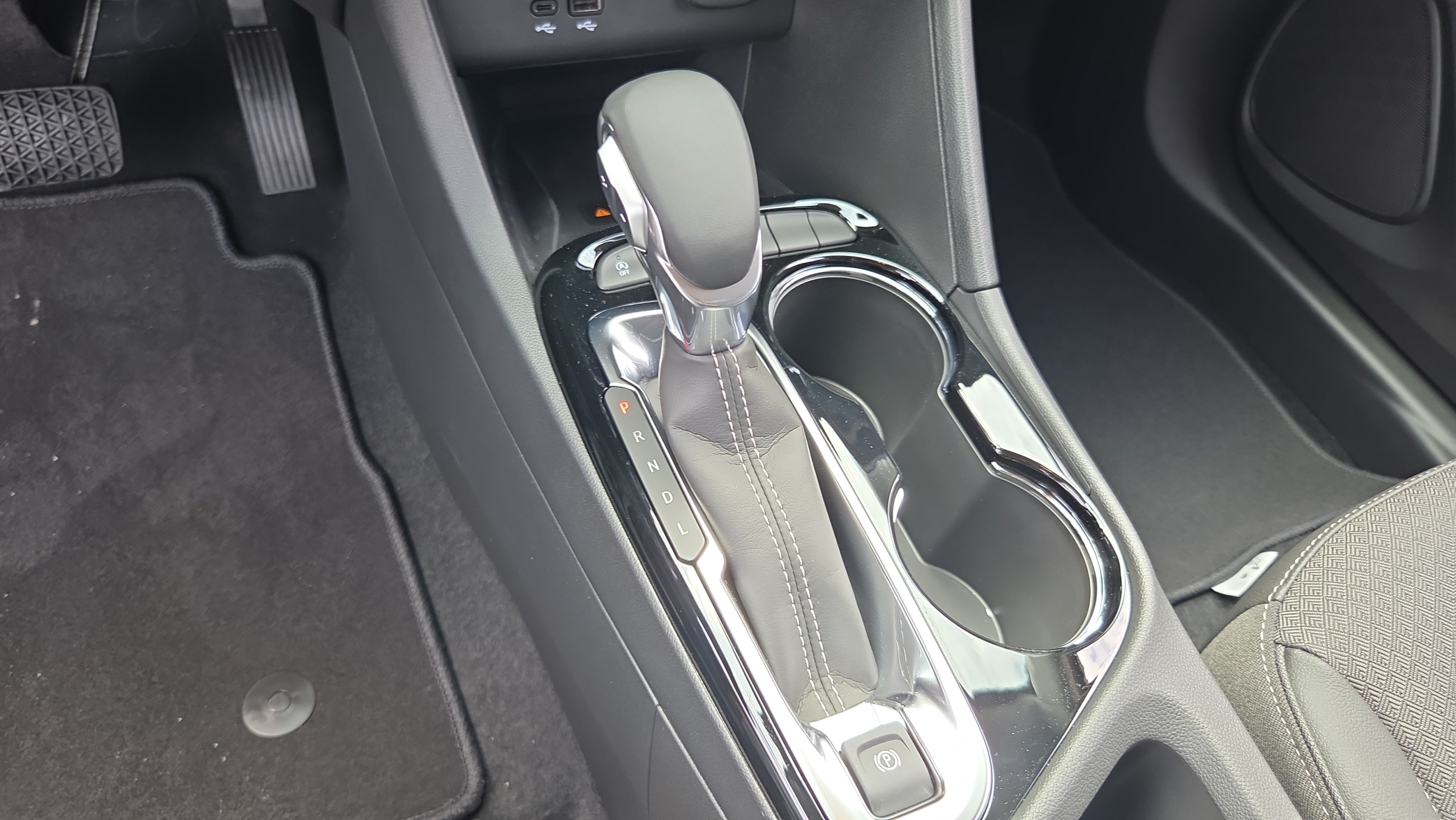 New 2026 Buick Encore GX Preferred w/ Advanced Technology Package FWD image 21