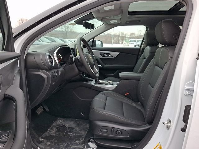 New 2026 Chevrolet Blazer LT w/ Sound & Technology Package AWD/4WD image 8