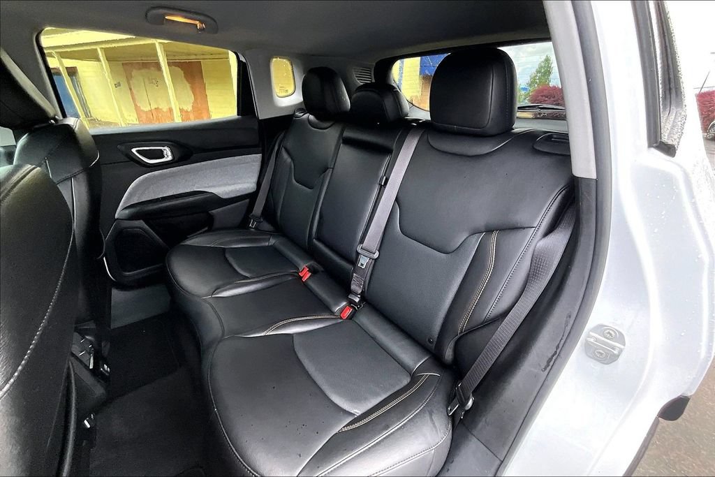 Used 2022 Jeep Compass Latitude AWD/4WD image 21