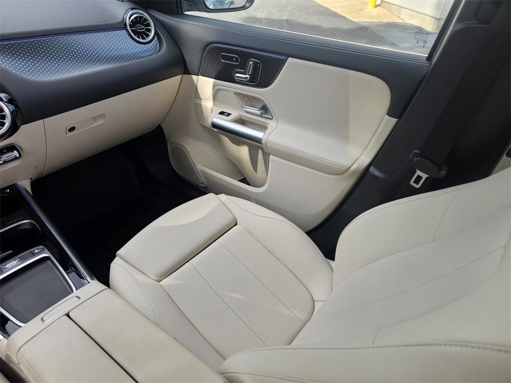 Certified 2025 Mercedes-Benz GLA 250 GLA  250 image 28