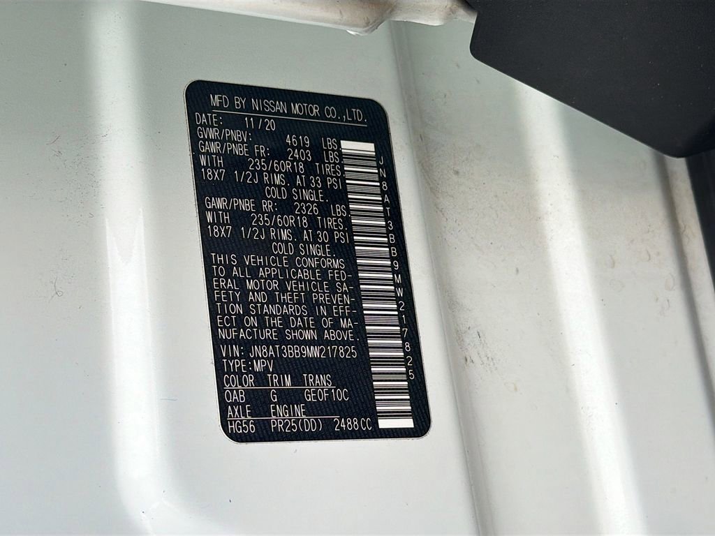 Used 2021 Nissan Rogue SV image 30