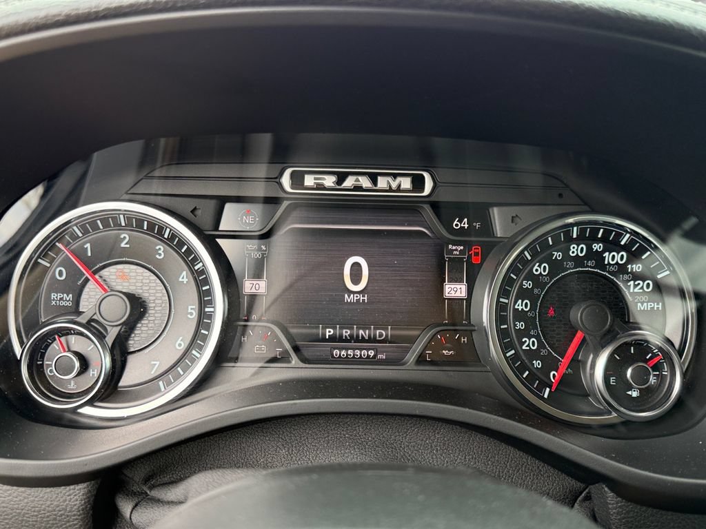 Used 2020 RAM 1500 Laramie AWD/4WD image 14