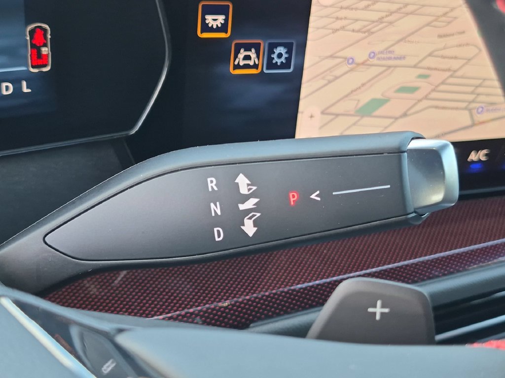 New 2027 Chevrolet Traverse RS w/ LPO, Floor Liner Package FWD image 15