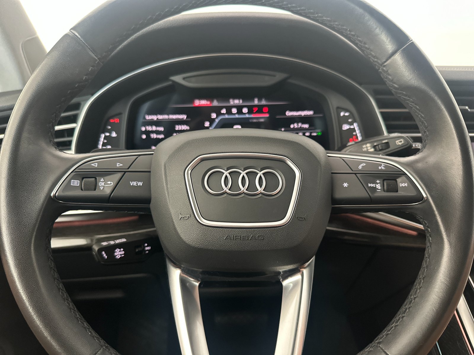 Used 2023 Audi Q7 3.0T Premium Plus w/ Premium Plus Package AWD/4WD image 22