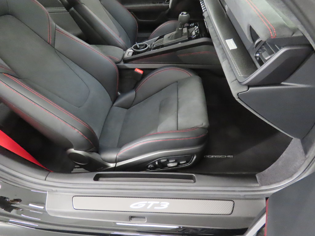 Certified 2026 Porsche 911 GT3 RWD image 48