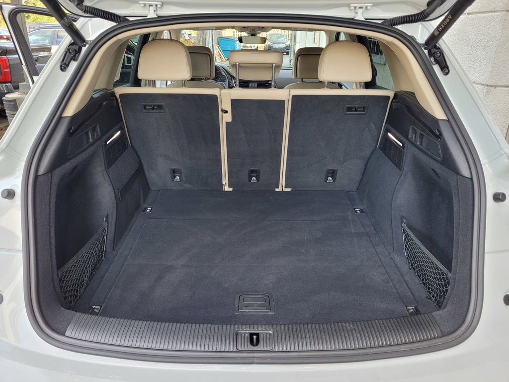 Used 2023 Audi Q5 2.0T Premium image 24