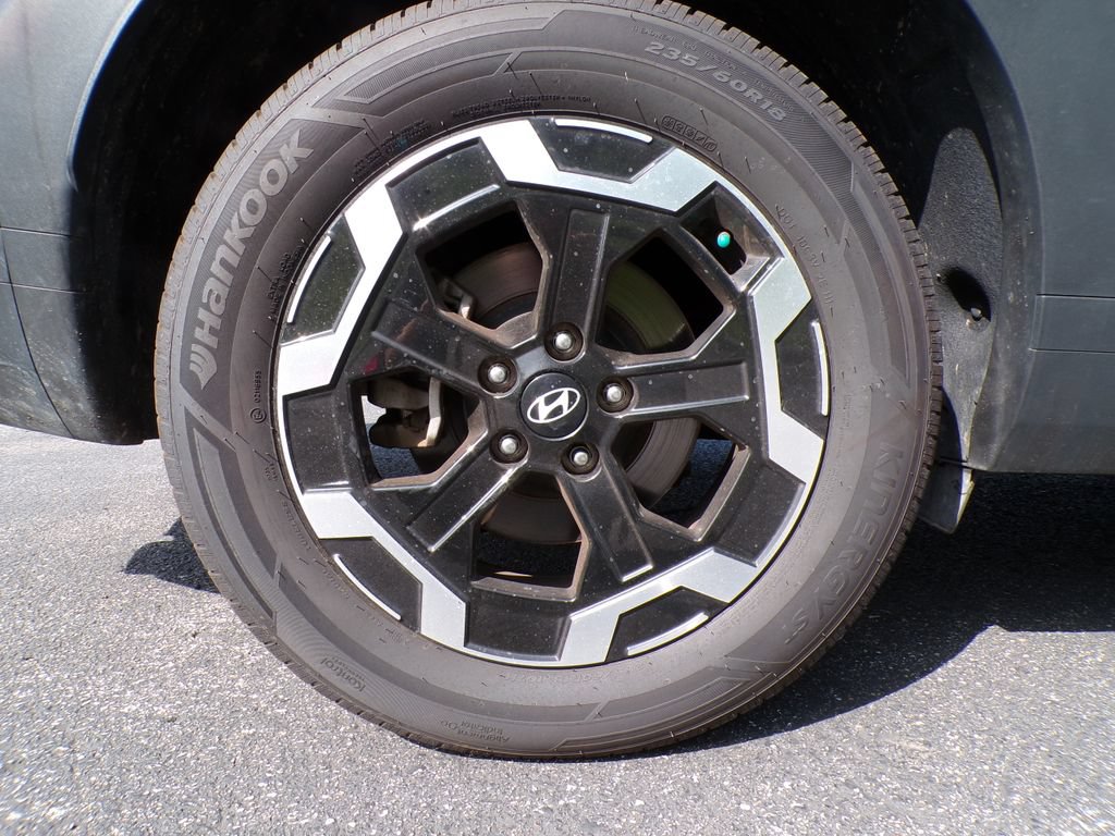 Used 2025 Hyundai Santa Fe SEL AWD/4WD image 24