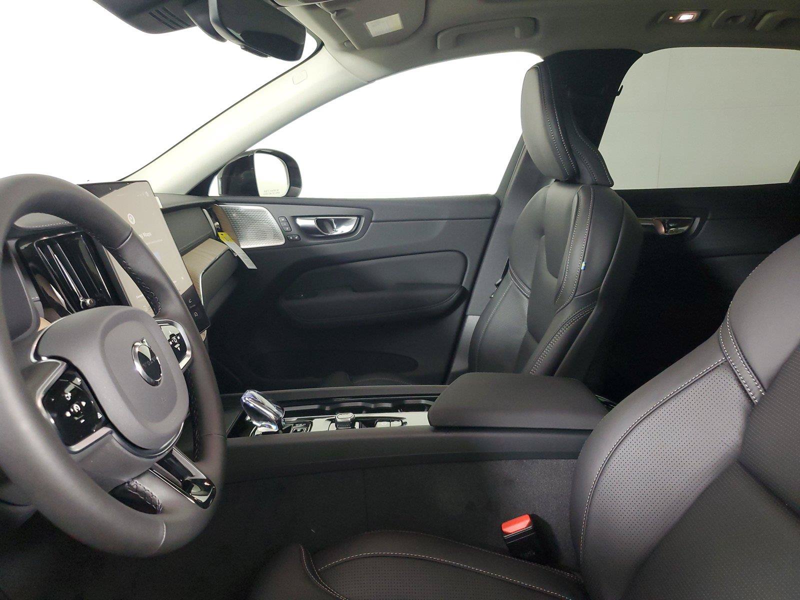 New 2027 Volvo XC60 B5 Ultra AWD/4WD image 22