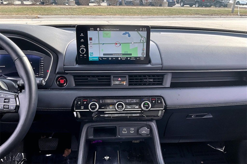 Used 2023 Honda Pilot Elite image 19