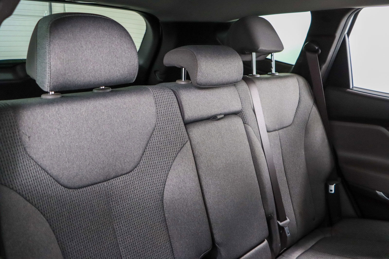 Used 2020 Hyundai Santa Fe SEL w/ Convenience Package image 27