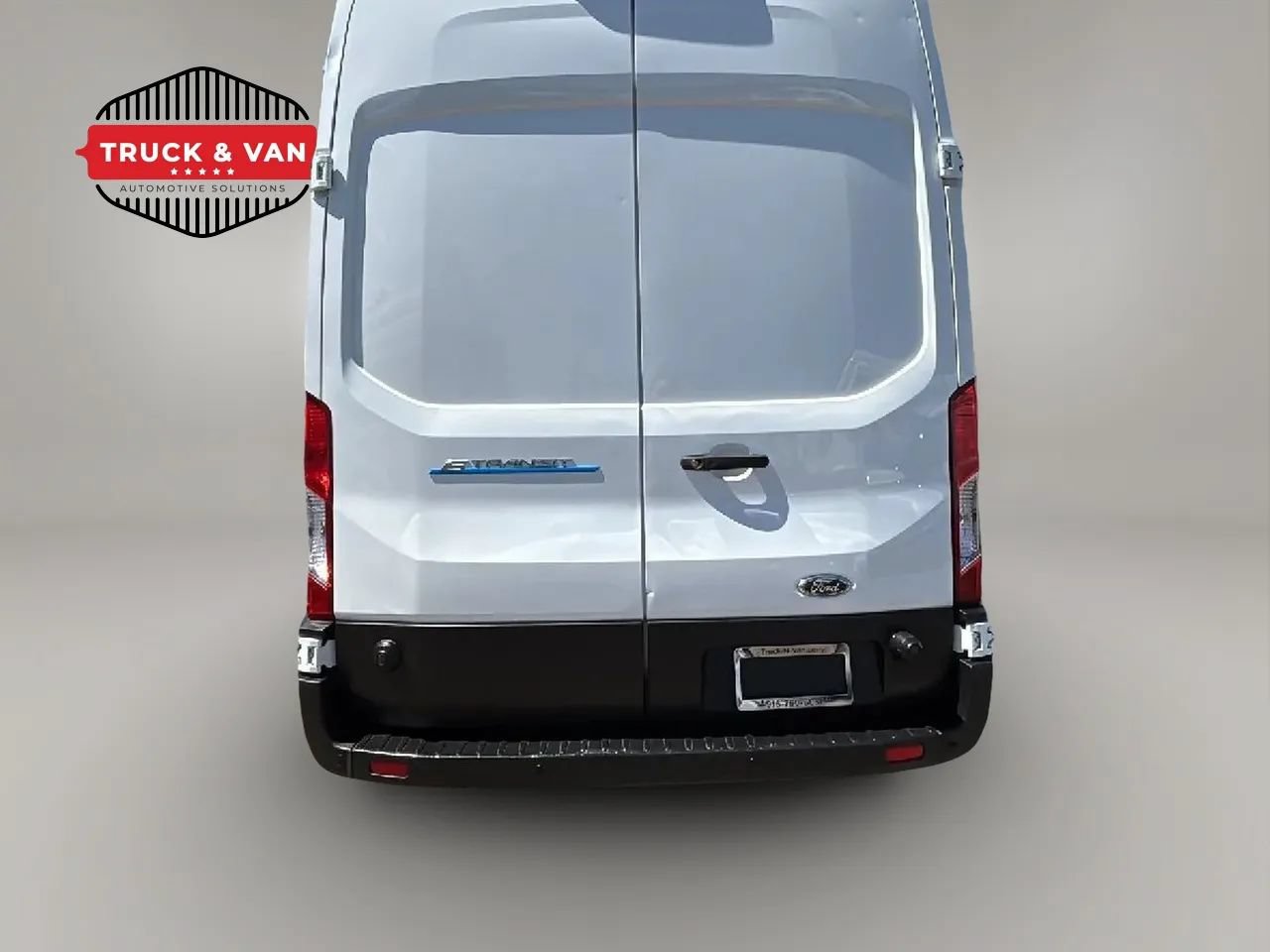 Used 2022 Ford E-Transit 148 High Roof w/ Load Area Protection Package RWD image 4