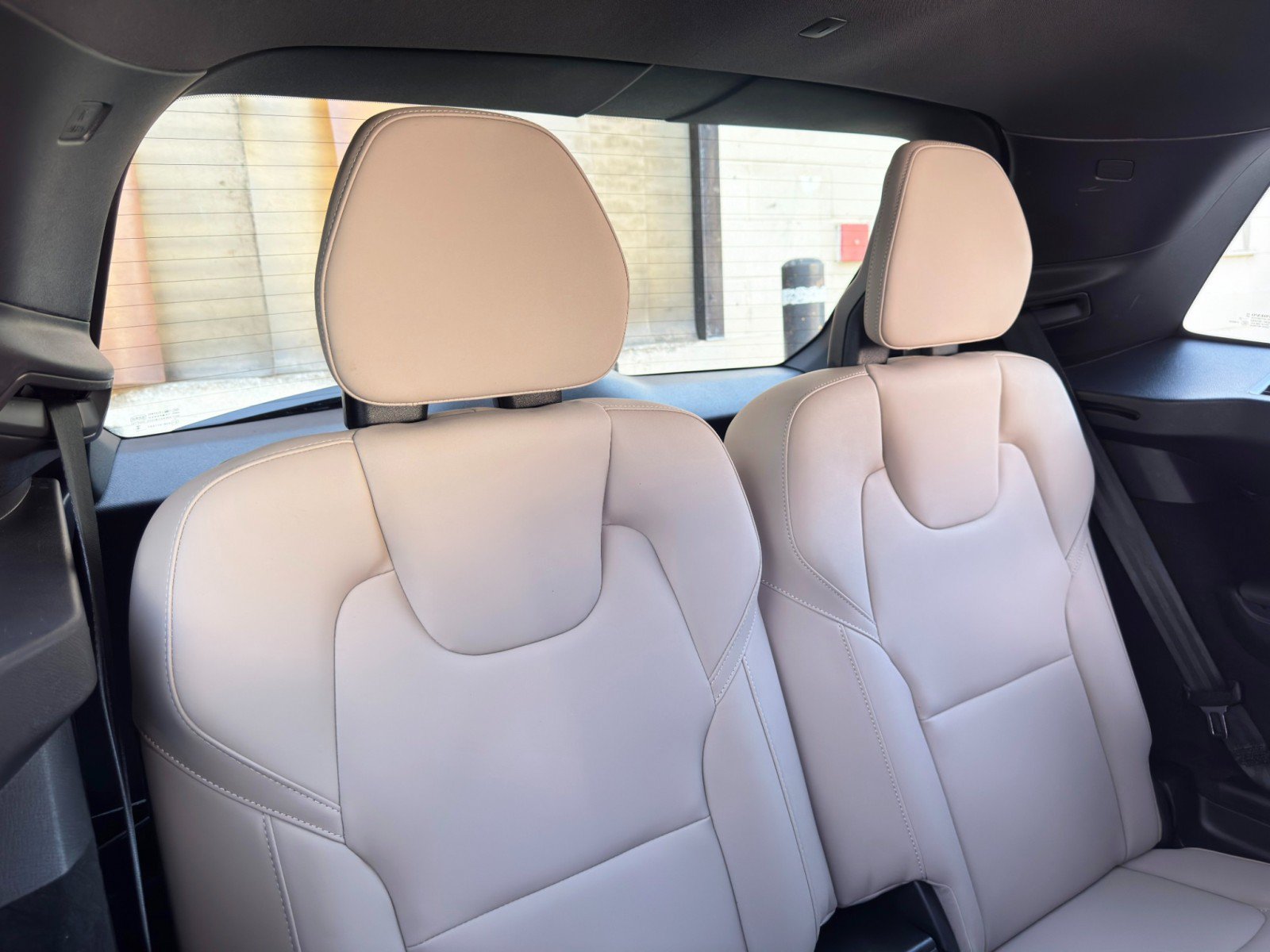 Used 2025 Volvo XC90 B5 Core w/ Protection Package Premier AWD/4WD image 44