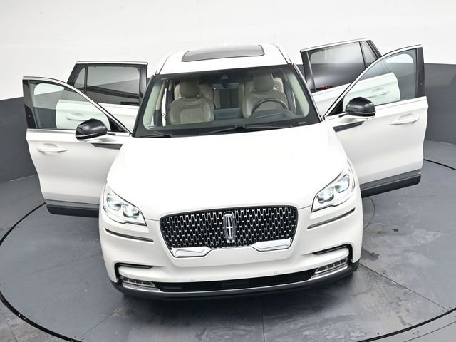 Used 2020 Lincoln Aviator Reserve w/ Equipment Group 202A image 41