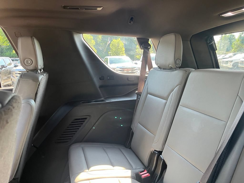 Used 2023 GMC Yukon SLT AWD/4WD image 30