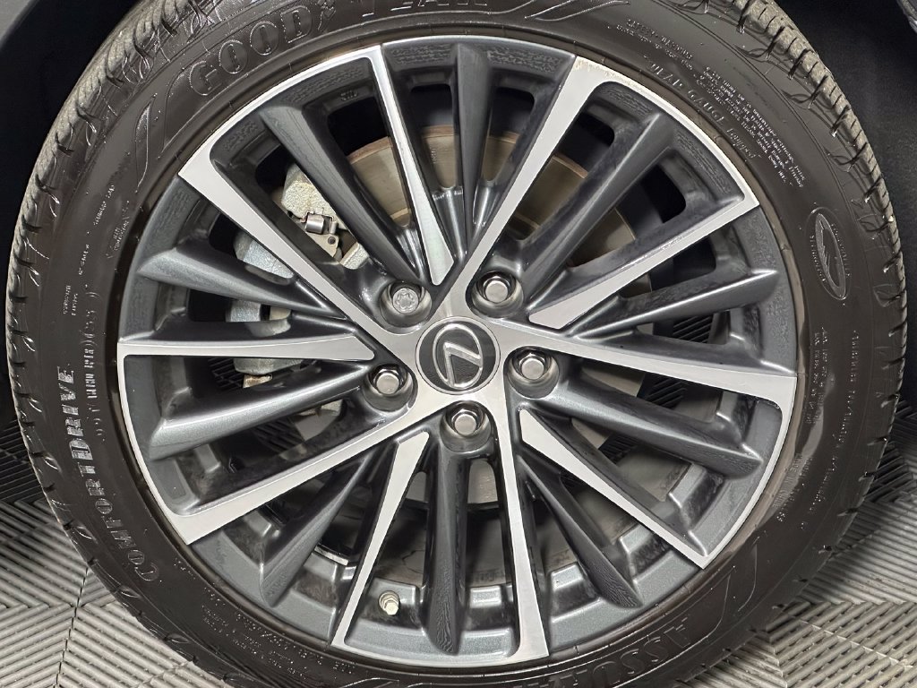 Used 2024 Lexus ES 350 w/ Premium Package FWD image 15