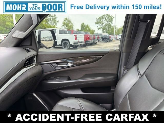 Used 2019 Cadillac Escalade Platinum AWD/4WD image 22