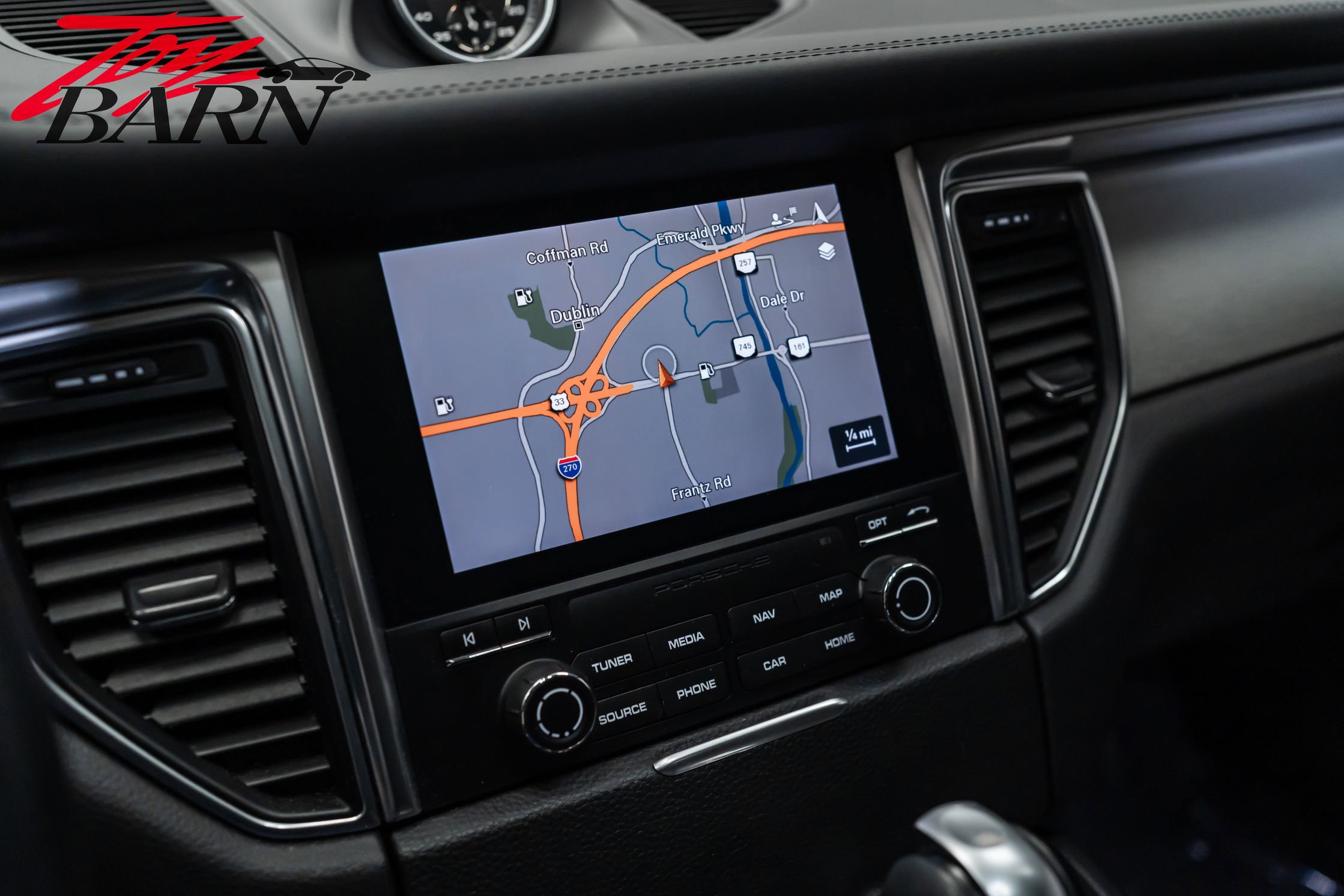 Used 2018 Porsche Macan GTS image 38