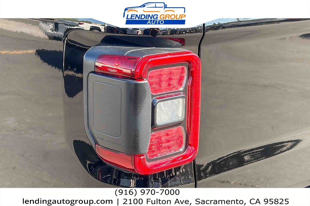 Used 2021 Jeep Gladiator Mojave image 8