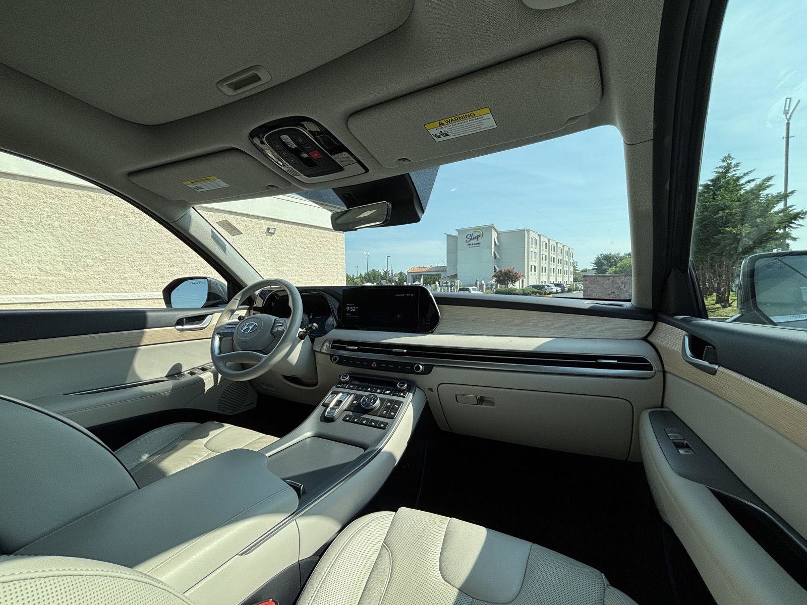 Used 2023 Hyundai Palisade Limited AWD/4WD image 17