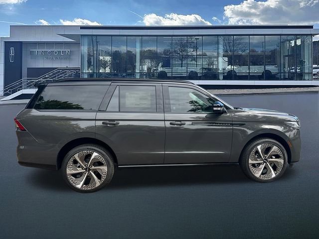 New 2026 Lincoln Navigator Black Label AWD/4WD image 9