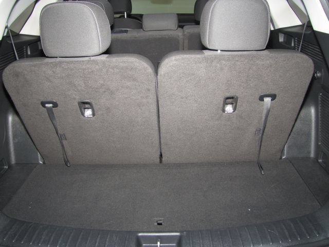 Used 2023 Kia Sorento LX FWD image 16